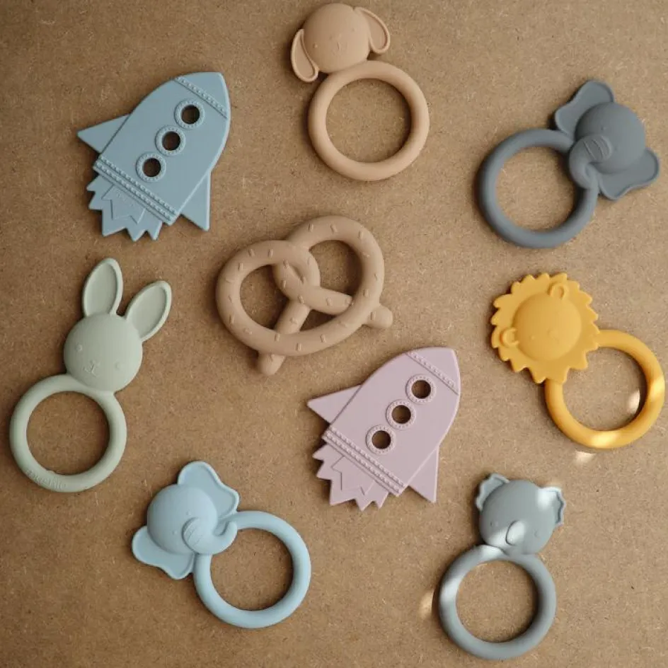 Anneau de dentition en silicone Dog|Mushie Discount