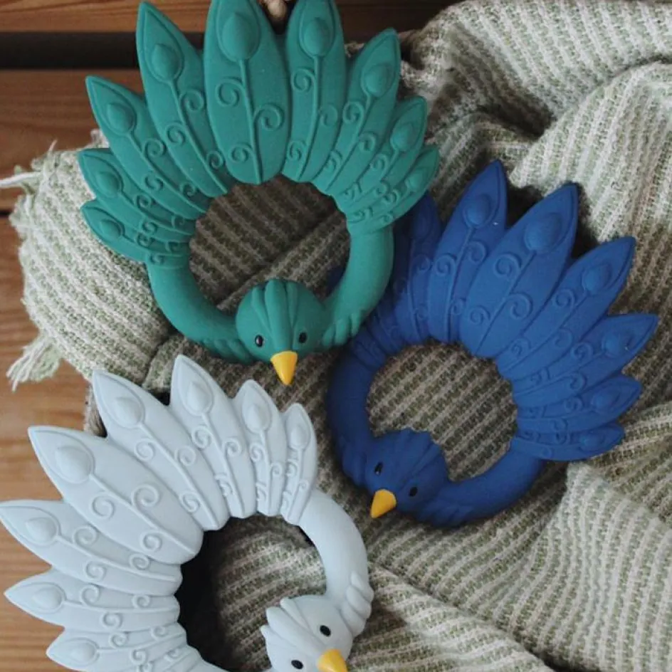 New Natruba Anneau de dentition Paon Bleu clair