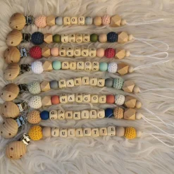 Attache sucette en bois brique et blanc (personnalisable)|Tata Lucette Online