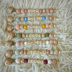 Attache sucette en bois gris et bleuet (personnalisable)|Tata Lucette Sale