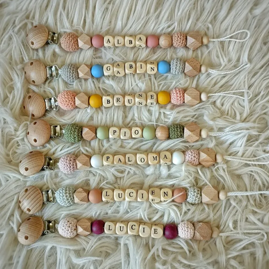 Attache sucette en bois gris et bleuet (personnalisable)|Tata Lucette Sale