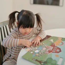 Autocollants réutilisables Sticker Book Farm|Mushie Clearance