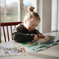 Best Mushie Autocollants réutilisables Sticker Book Race