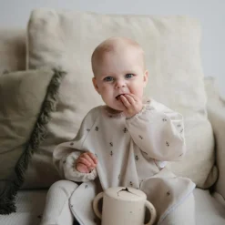 Bavoir à manches longues Bees (6-24 mois)|Mushie Outlet