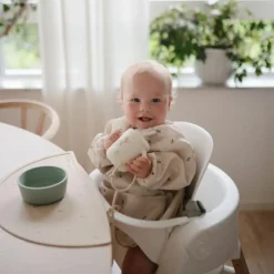 Bavoir à manches longues Bees (6-24 mois)|Mushie Outlet