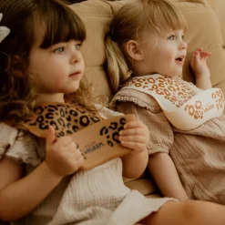 Bavoir en silicone Léopard Marron|Atelier Wagram Clearance