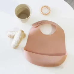 Bavoir en silicone Rose|Trois Kilos Sept