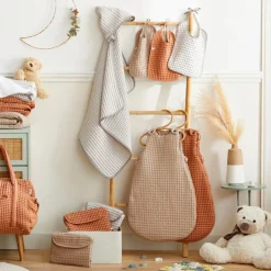 Bavoir manches longues en coton gaufré Cassonade (6-24 mois)|BB & Co Best