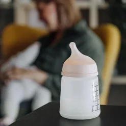 New Suavinex Biberon anti-colique débit lent Zerø.Zerø (180 ml)