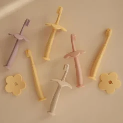 New Mushie Brosse à dent d'apprentissage fleur Soft lilac