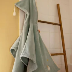 Cape de bain vert pingouin personnalisable (0-5 ans)|L'oiseau bateau Outlet