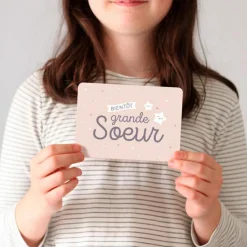 Carte bientôt Grande soeur|Zü Sale