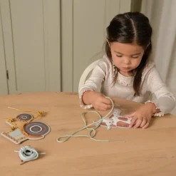 Online Little Dutch Cartes à lacer Little Farm