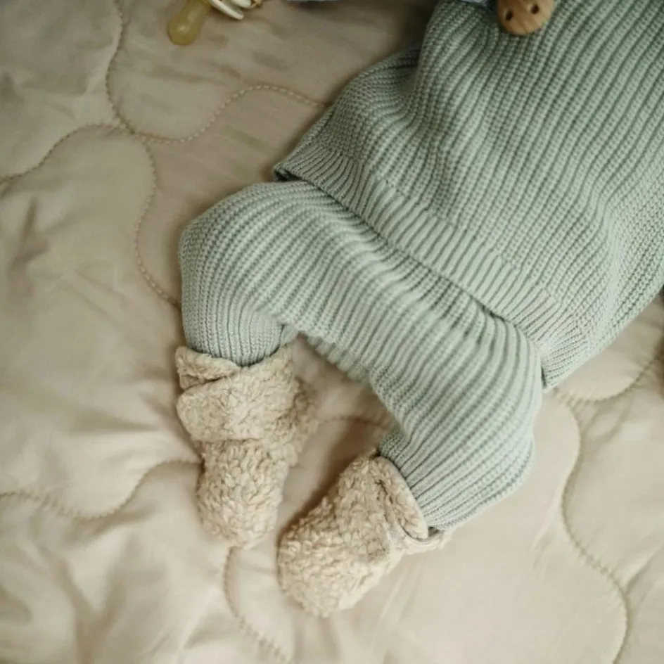 Chaussons Cozy Oatmeal (3-6 mois)|Mushie