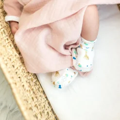 Online Trois Kilos Sept Chaussons édition limitée Sophie la girafe (1-3 mois)