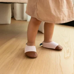 Chaussons Les Petits Velours Rose Pâle (pointures 21-23)|Les Pas Petits Discount