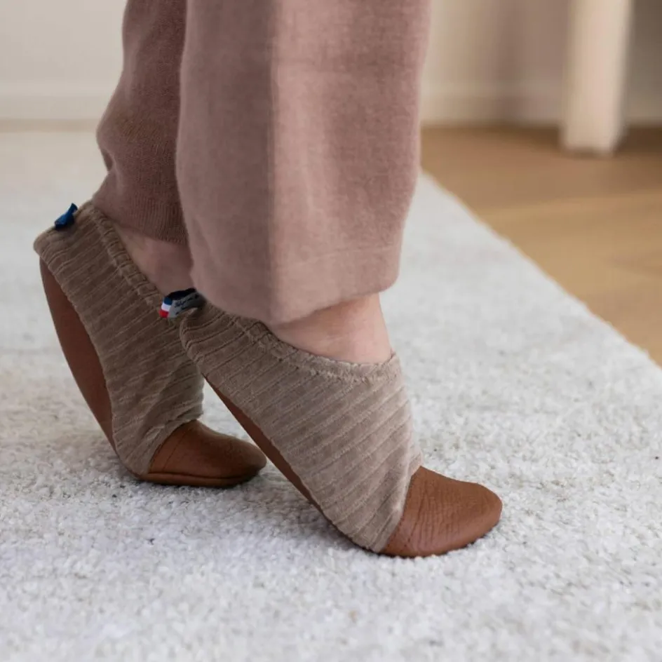 Chaussons Les Petits Velours Noisettes (pointures 18-20)|Les Pas Petits
