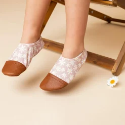 Hot Les Pas Petits Chaussons tout-terrain Les Petits Marguerites (pointures 18-20)