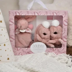Discount Doudou et Compagnie Coffret Chaussons et Doudou Rose Lapin Doudou