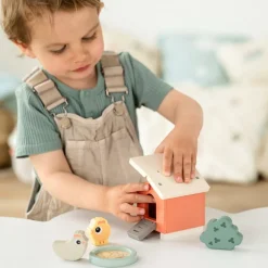 Outlet Done by Deer Coffret de jeu Tiny farm Clucky