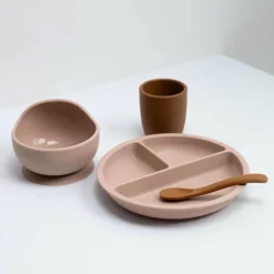 Coffret repas en silicone Sable-Caramel (4 pièces)|Trois Kilos Sept Hot