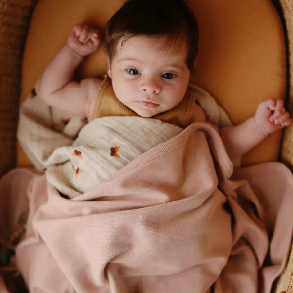 Couverture bébé côtelée Blush (90 x 90 cm)|Mushie Clearance