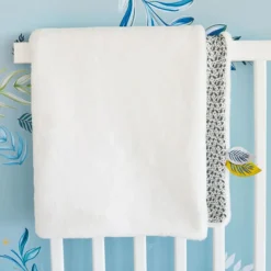 Outlet Doudou et Compagnie Couverture bébé en polaire Yoca le koala blanc (70 x 100 cm)