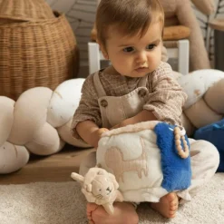 Cube d'activités Tam Tam|Trois Kilos Sept Discount