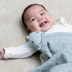 Outlet Trixie Doudou plat Bliss Mr. Shark