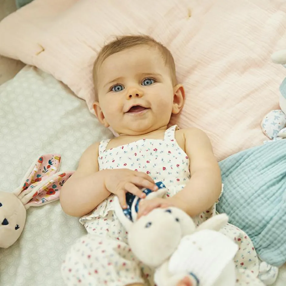 Kaloo Doudou plat lapin bleu Colombe K'doux