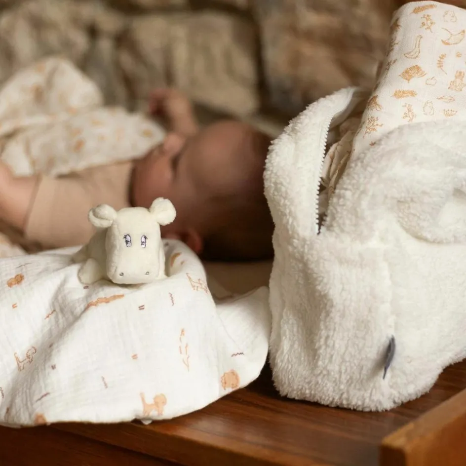 New Trois Kilos Sept Doudou plat Tam Tam Hippo