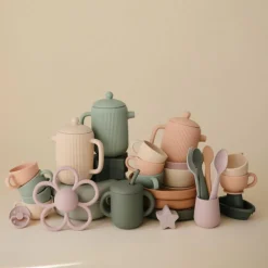 Ensemble de jeu Thé en silicone Shifting Sand (4 pièces)|Mushie Discount