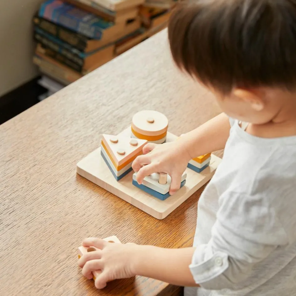 New Plan Toys Formes géométriques à empiler Couleurs Tendresse