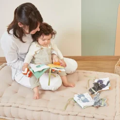 Best Kaloo Imagier Regliss à la ferme