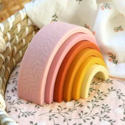 Best A Little Lovely Company Jeu à empiler arc en ciel rose