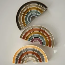 Jouet à empiler Arc-en-ciel Sol|Mushie Best