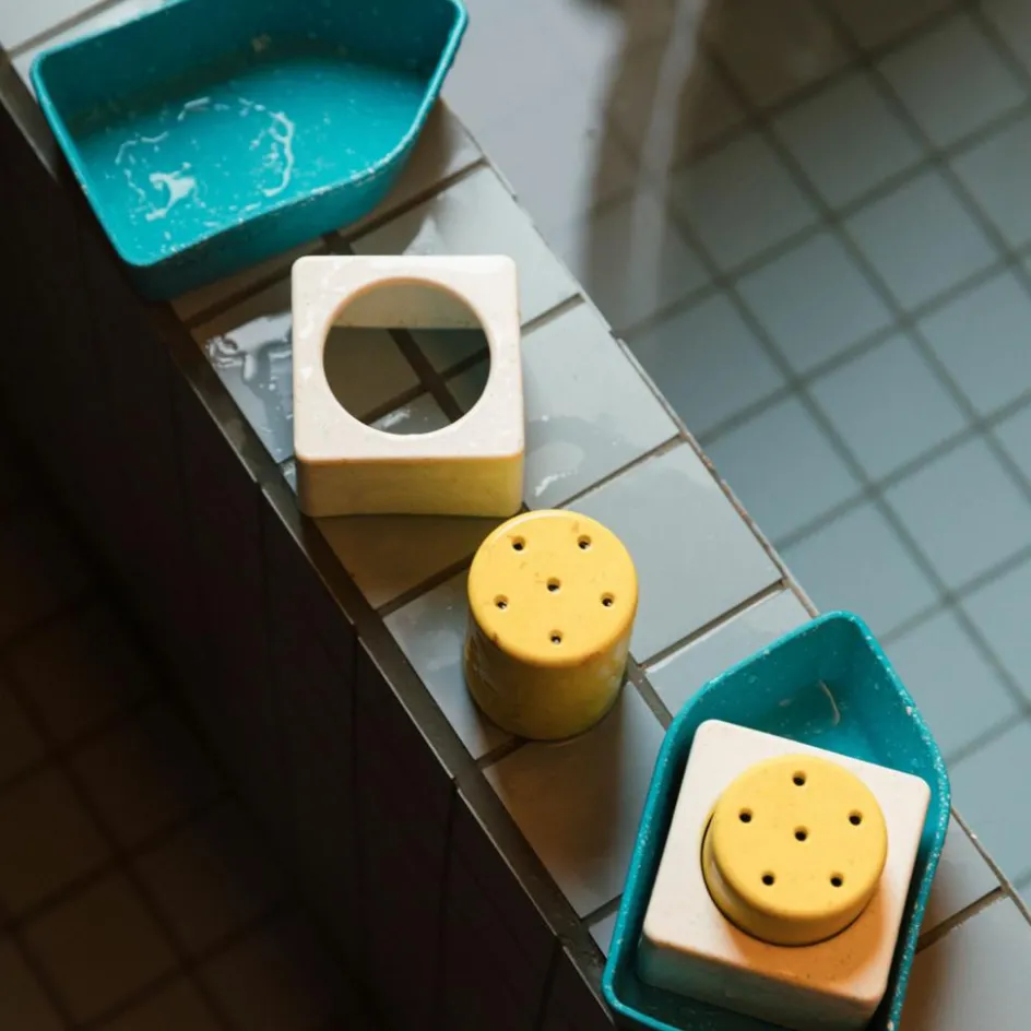 Jouet de bain bateau en caoutchouc jaune|Oli & Carol Discount