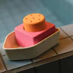 Outlet Oli & Carol Jouet de bain bateau en caoutchouc orange