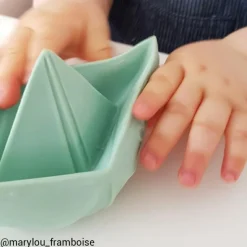 Jouet de bain bateau Origami latex d'hévéa mint|Oli & Carol Sale