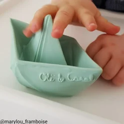 Jouet de bain bateau Origami latex d'hévéa mint|Oli & Carol Sale