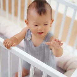 Outlet Geuther Lit pliant en bois Mayla Blanc (60 x 120 cm)