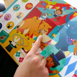 Livre Cherche et trouve des tout-petits - Chez les animaux|Auzou Editions Sale