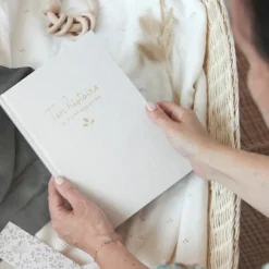 Livre souvenirs Ton histoire tes 10 premières années grège|Zü