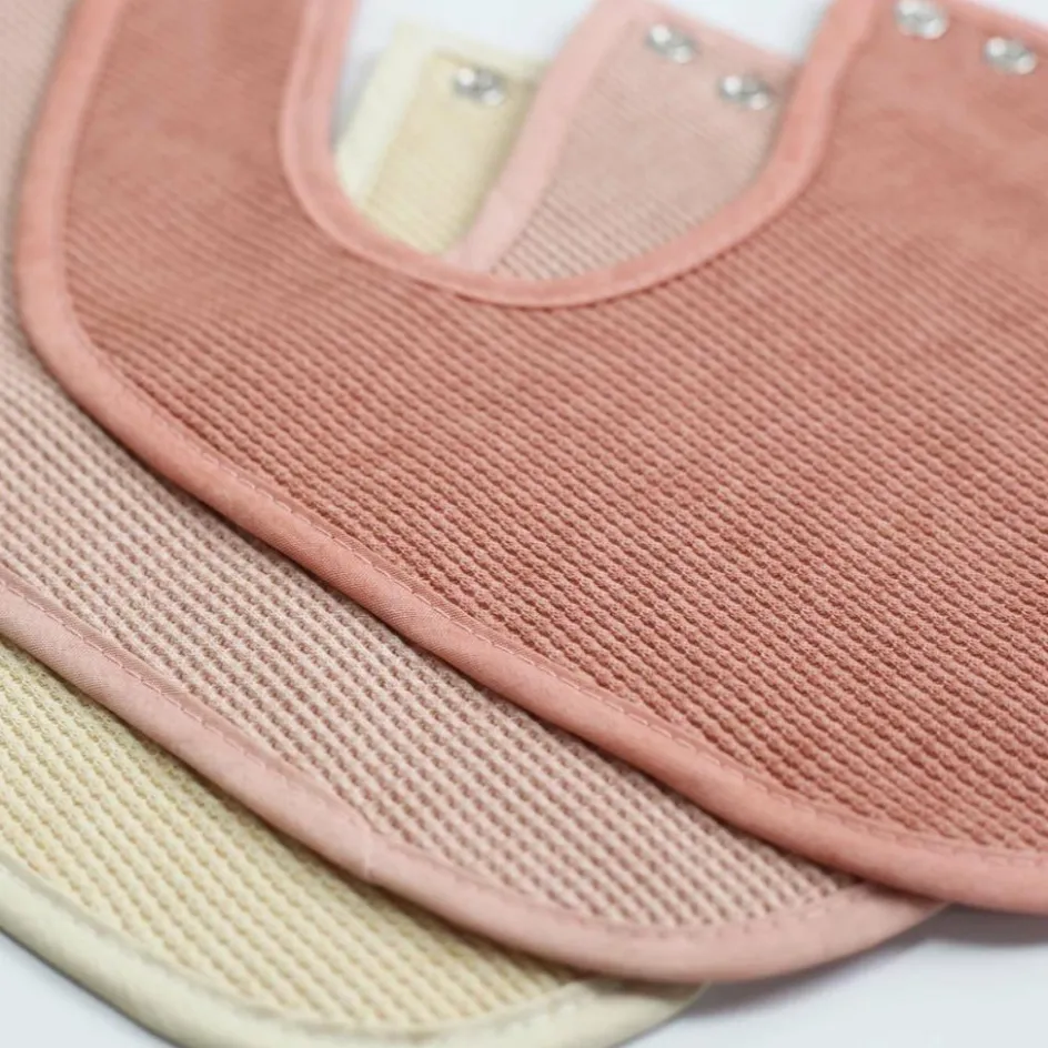 Outlet Trois Kilos Sept Lot de 6 bavoirs de naissance Nid d'abeille Rose