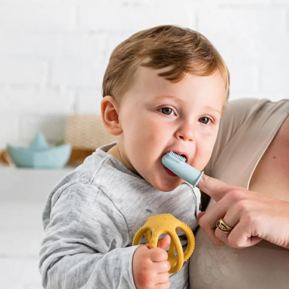 Hot Nattou Lot de 2 brosses à dents à doigt bleu + étui de protection