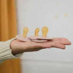 Lot de 2 sucettes en latex anatomique Blush-Woochuck (6-18 mois)|BIBS Sale