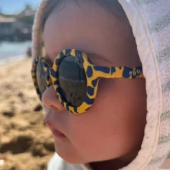 Outlet Komono Lunettes de soleil Kiddos Lou Pattern yellow blue (3-5 ans)