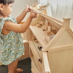 Maison victorienne en bois|Plan Toys Sale