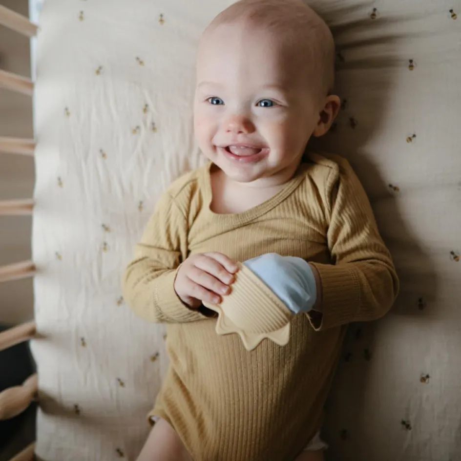 Mitaine de dentition Sunshine-Baby Blue|Mushie Best