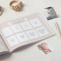 Mon livre de bébé, ma première année|Zü Outlet